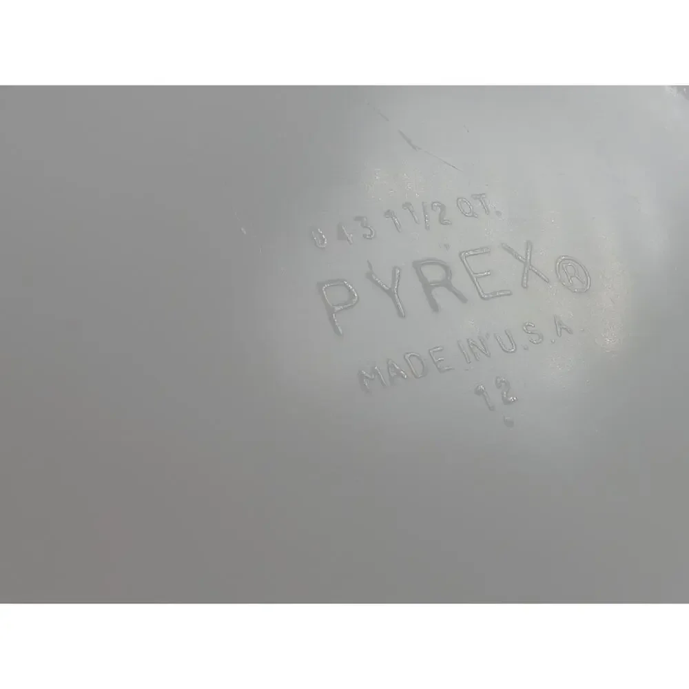 Pyrex 043 pink
